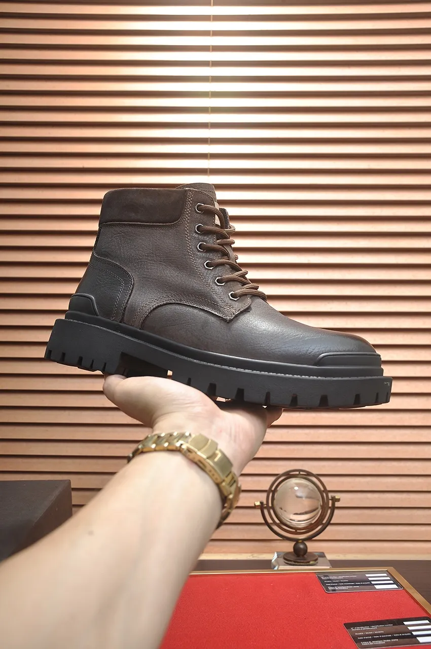 Men's shoes 💰640💶 [UGG] (full wool lining) top-end high-quality fur-in-one warm snow boots from Australia's warm luxury brand men's shoes, UGG-5877 official website synchronized, made of imported cowhide, carefully sewn...Imported rubber foam outsole (comfortable, soft, wear-resistant) The quality is really great...Exquisite workmanship, you can't put it down at first sight, available in sizes 39-44